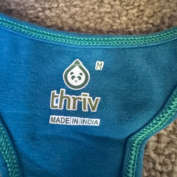 Thrive tank top with built in shelf bra - Picture 2 of 3